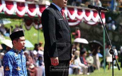 UPACARA HUT KE-80 KEMERDEKAAN RI DIGELAR DI LAPANGAN BATUR